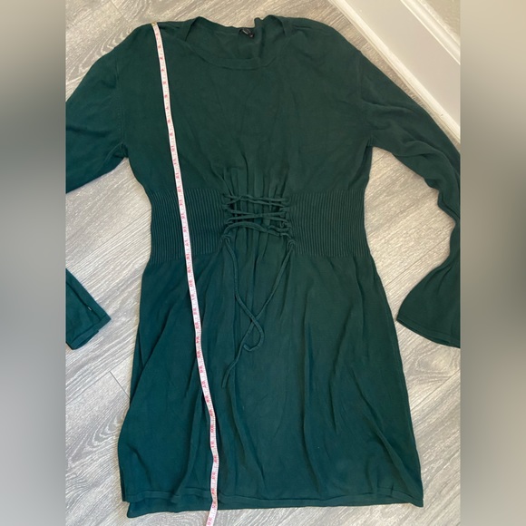 NWOT, Express Stretchy Knits Green Long Bell Sleeve Dress Waist Tie Accents Sz L - Picture 12 of 12